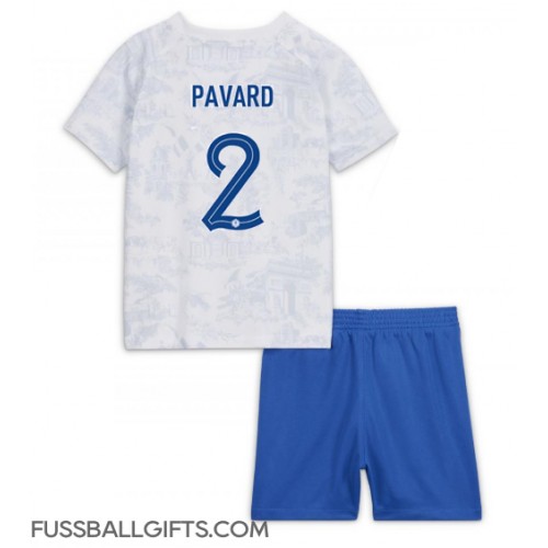 Frankreich Benjamin Pavard #2 Fußballbekleidung Auswärtstrikot Kinder WM 2022 Kurzarm (+ kurze hosen)